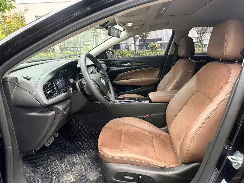 徐州22年别克君威7