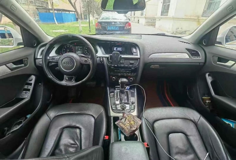 济宁15年奥迪A4L4