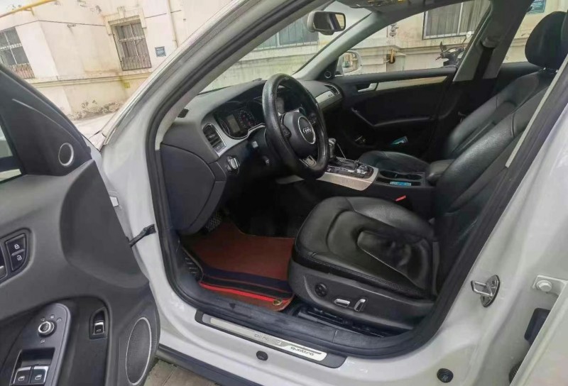 济宁15年奥迪A4L6