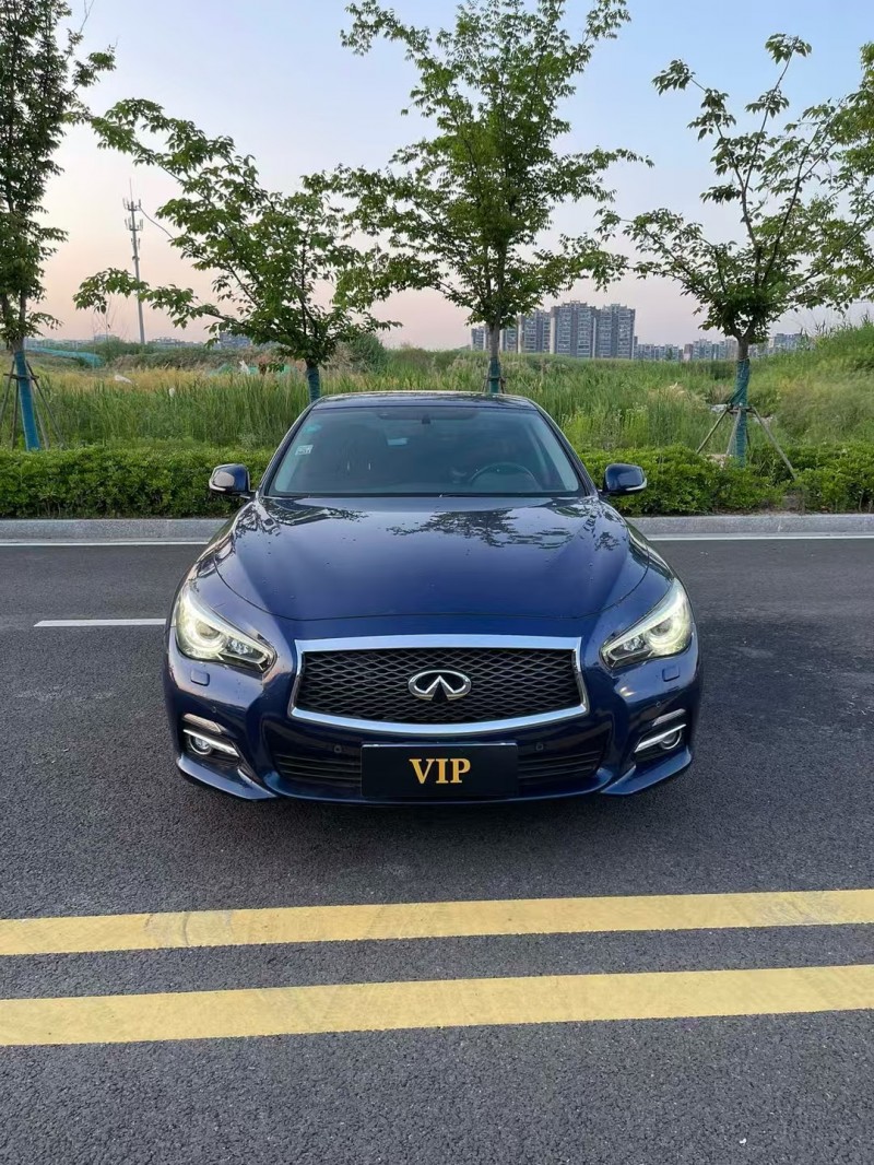 宿遷17年英菲尼迪Q50L1