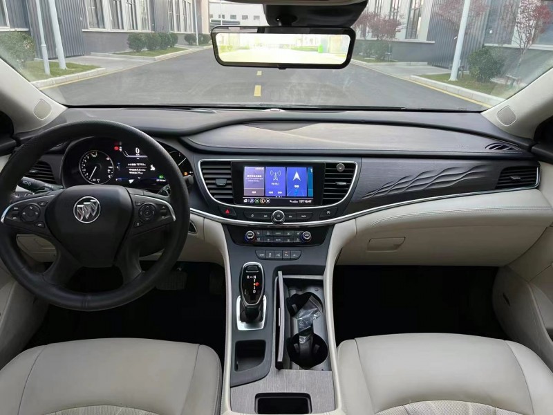 徐州22年别克君越5