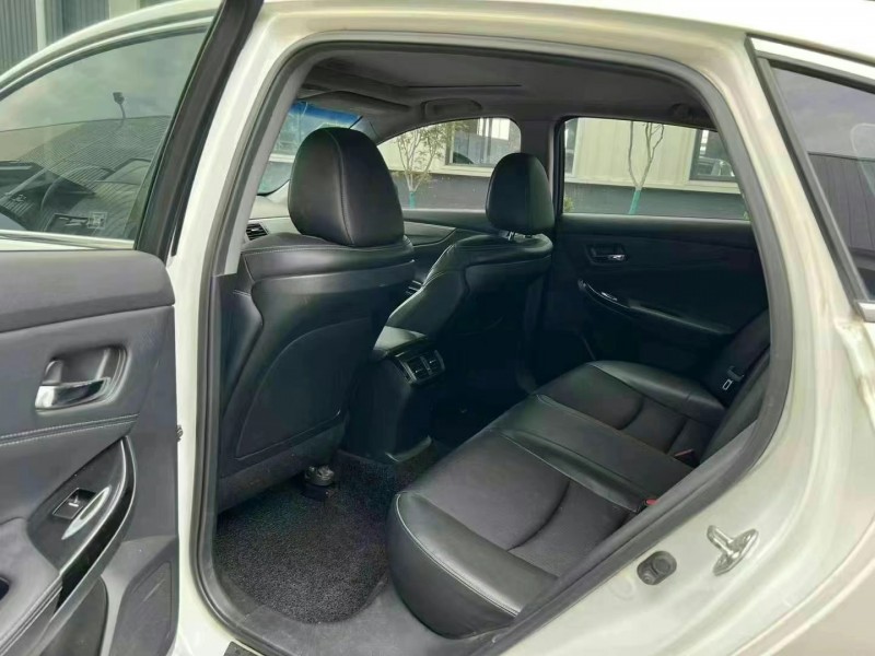 徐州16年本田思铂睿4