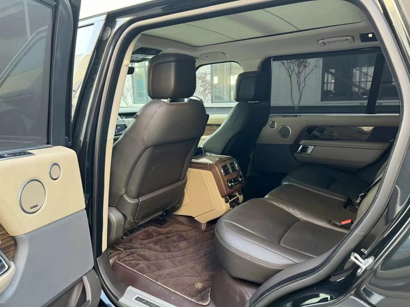 徐州18年路虎揽胜行政2