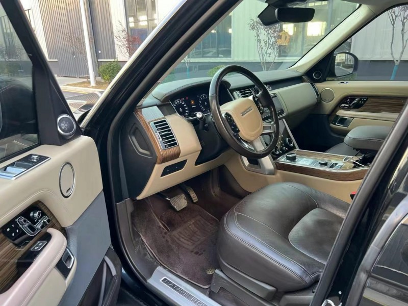 徐州18年路虎揽胜行政6