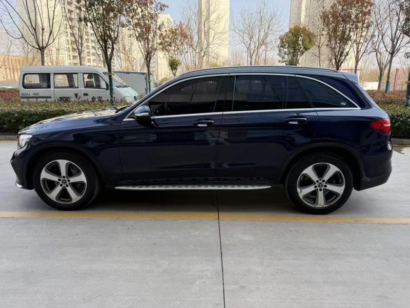 济宁17年奔驰GLC7