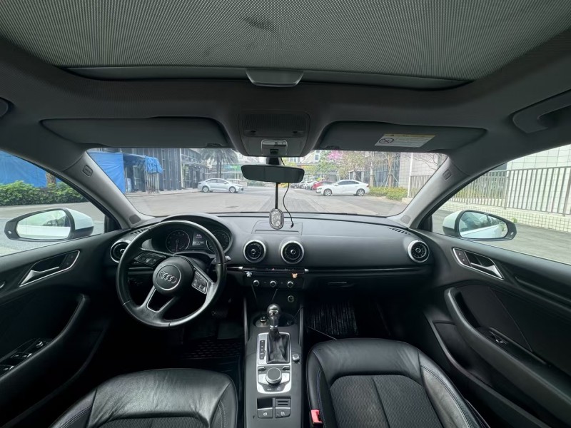 佛山19年奥迪A36