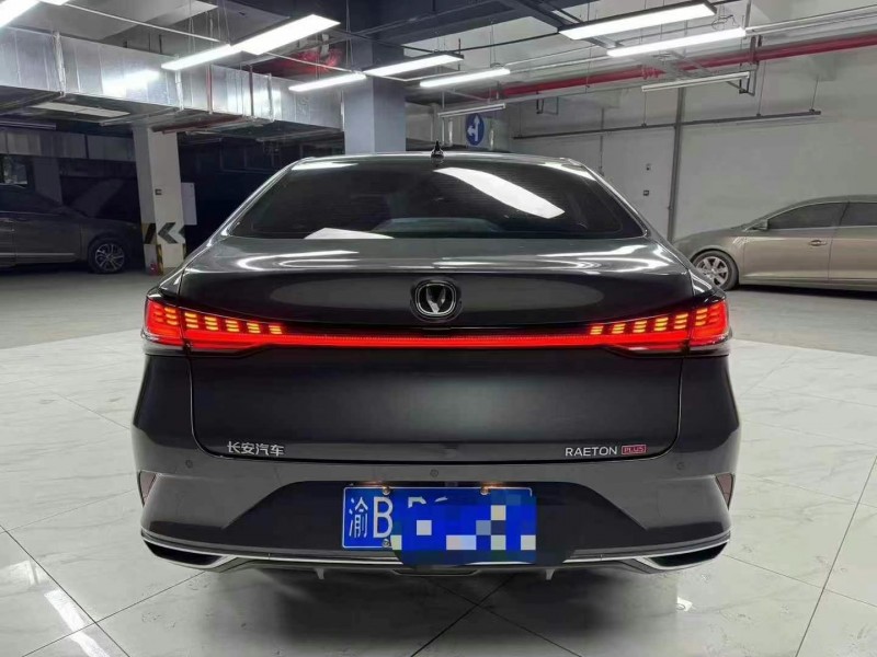成都24年長安汽車睿騁6