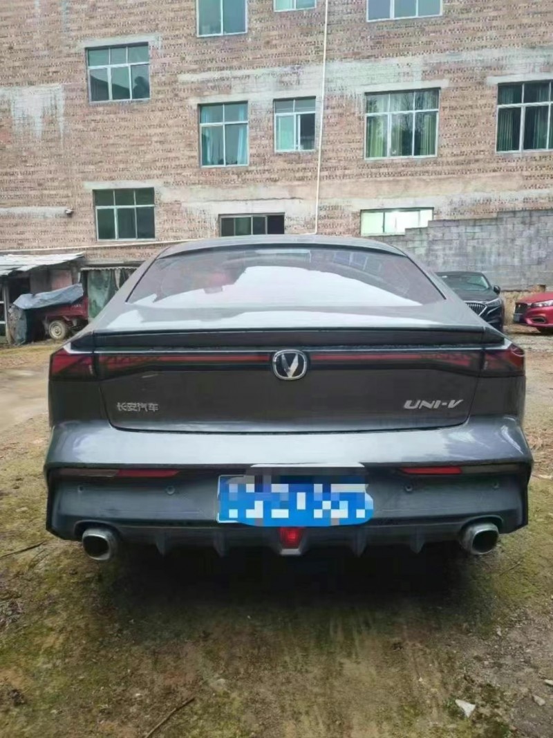 安順22年長安汽車UNI6