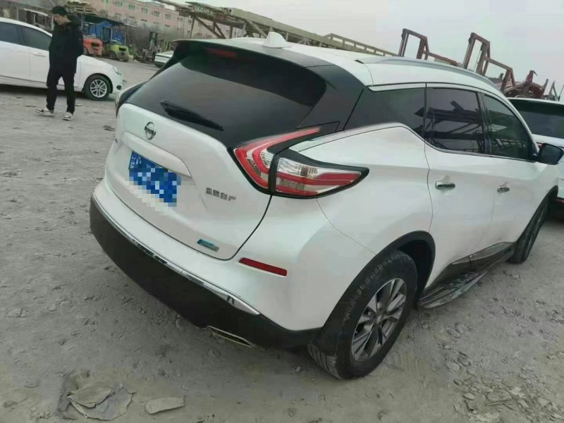 昌吉16年日產樓蘭7