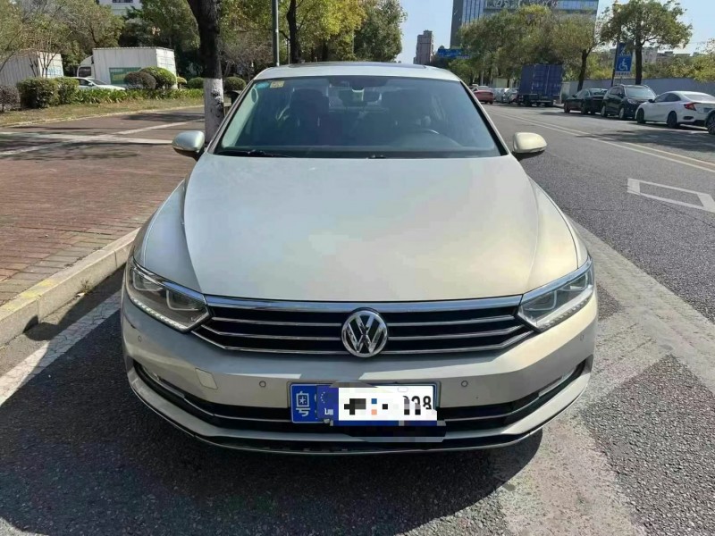 广州19年大众迈腾1