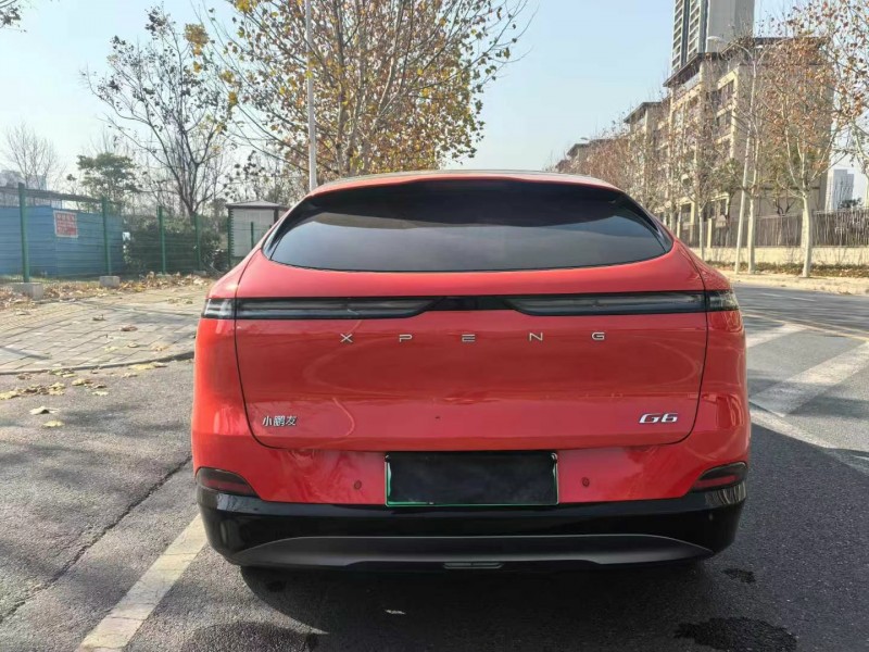 武漢23年小鵬汽車G67