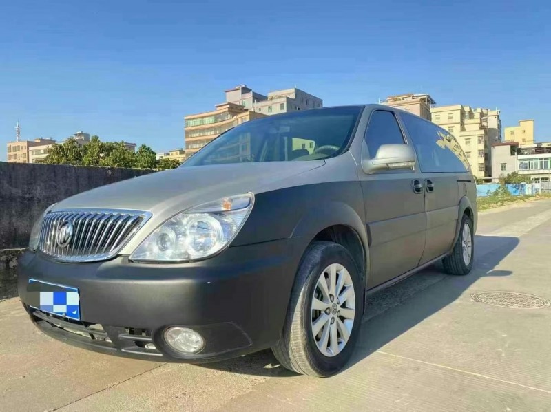 广州16年别克GL82