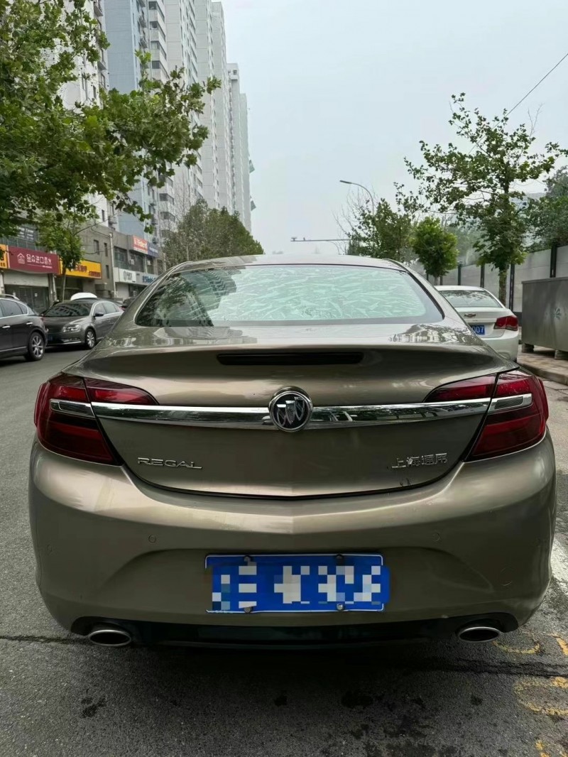 徐州14年别克君威8