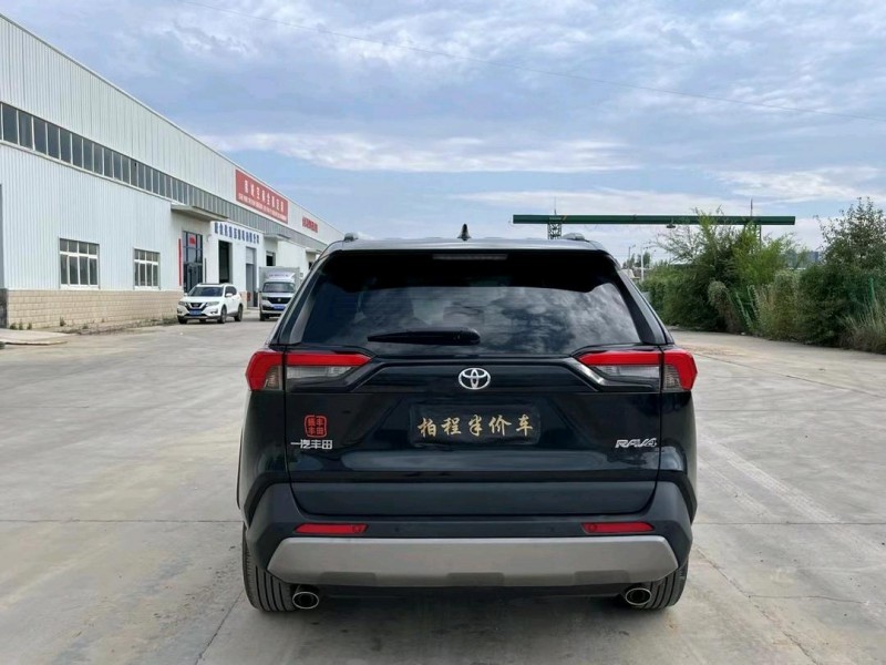 蘭州23年豐田RAV4榮放3