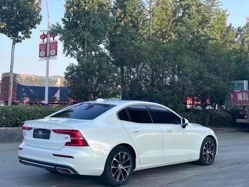 濟南20年沃爾沃S60L7
