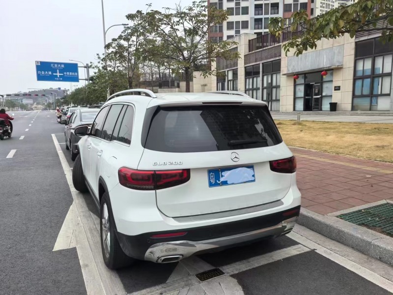 深圳20年奔驰GLB8
