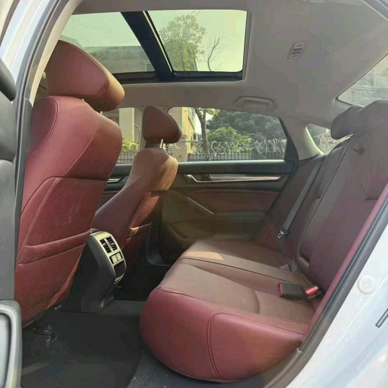 东莞22年本田雅阁5