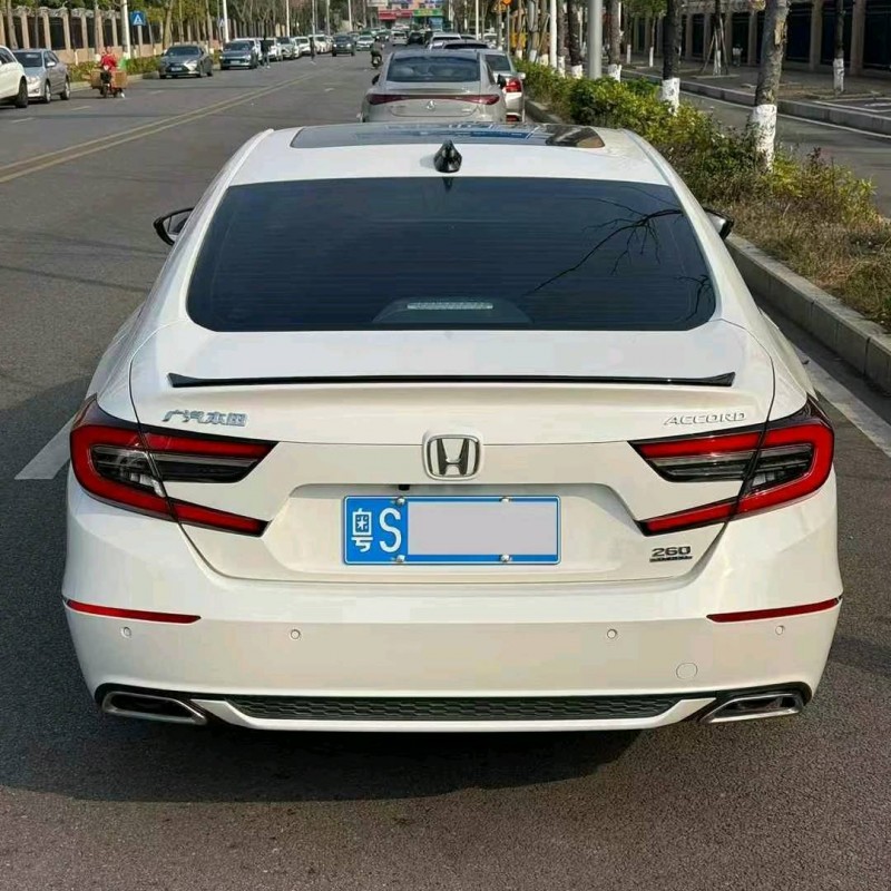 东莞22年本田雅阁9