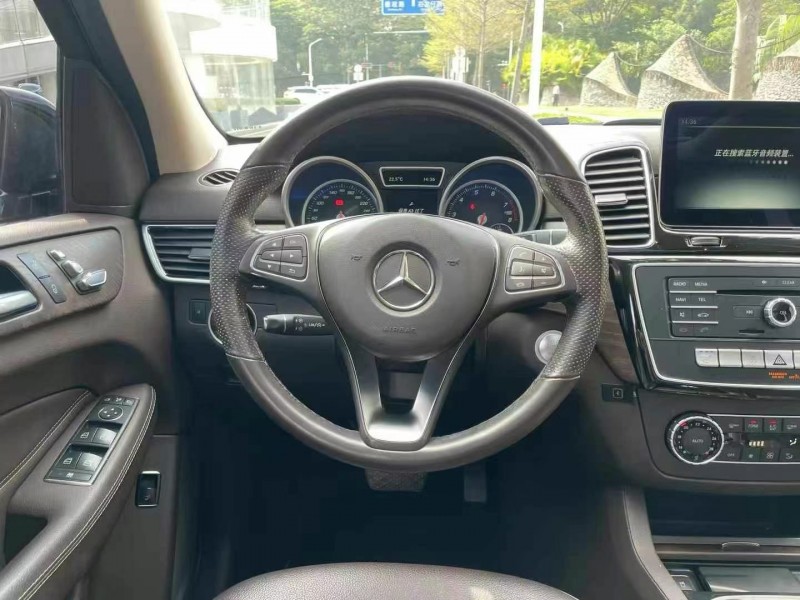 广州16年奔驰GLE3