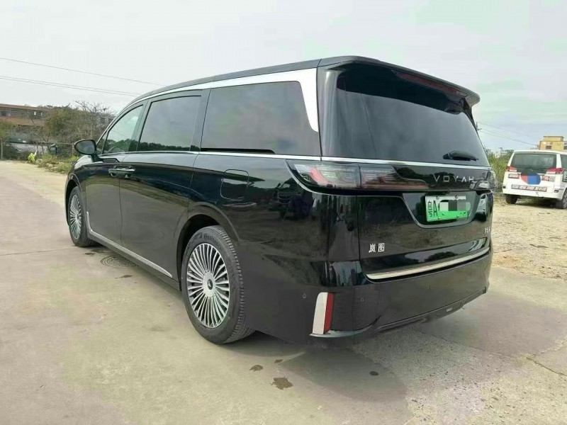 廣州25年嵐圖汽車夢想家5