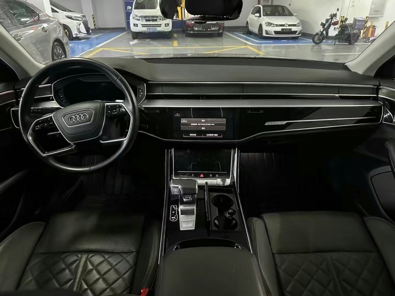 广州23年奥迪A8L3