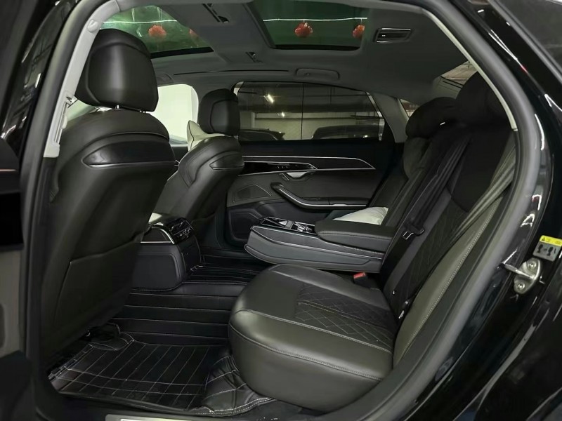 广州23年奥迪A8L5