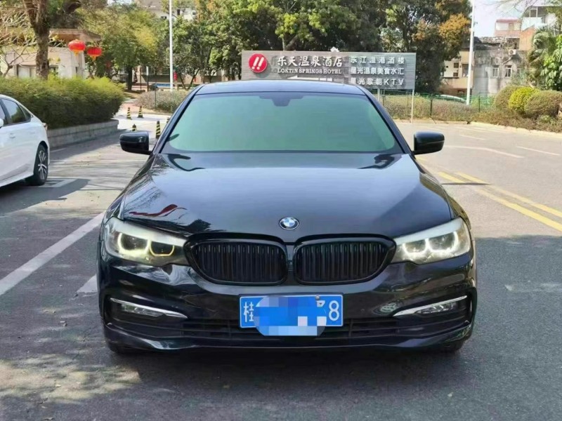 广州22年宝马5系1