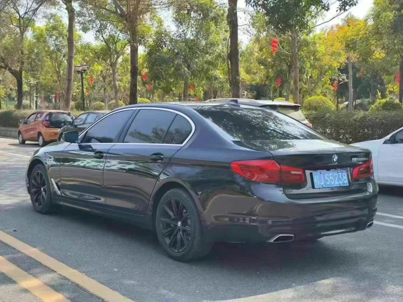 广州22年宝马5系2