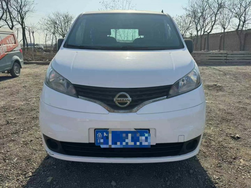 保定17年日產NV2001