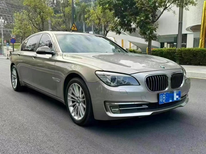 深圳14年宝马7系2