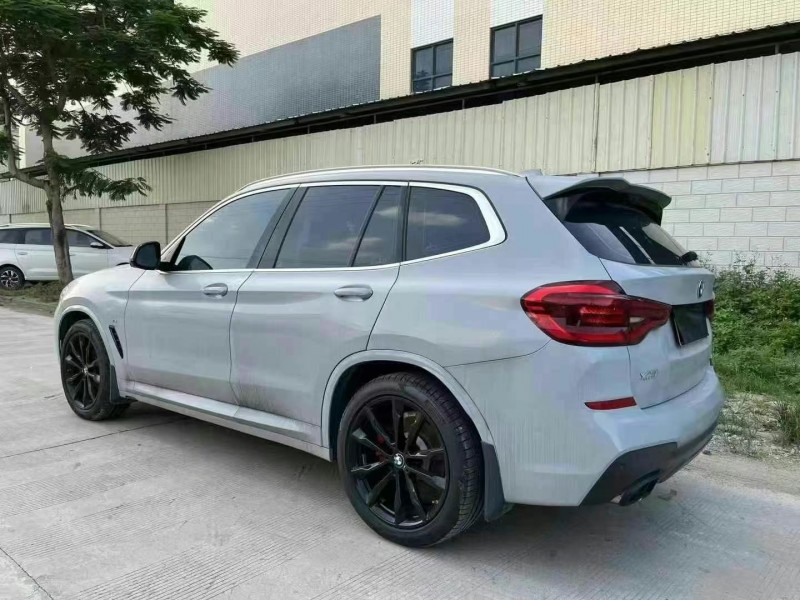 广州21年宝马X37