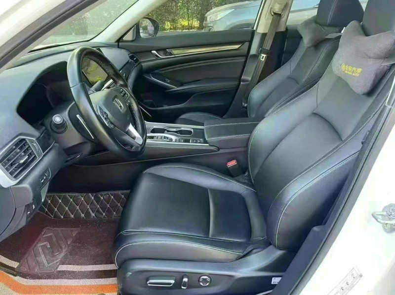 广州22年本田雅阁5