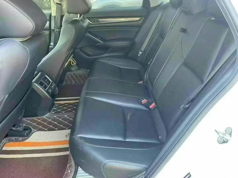 广州22年本田雅阁6