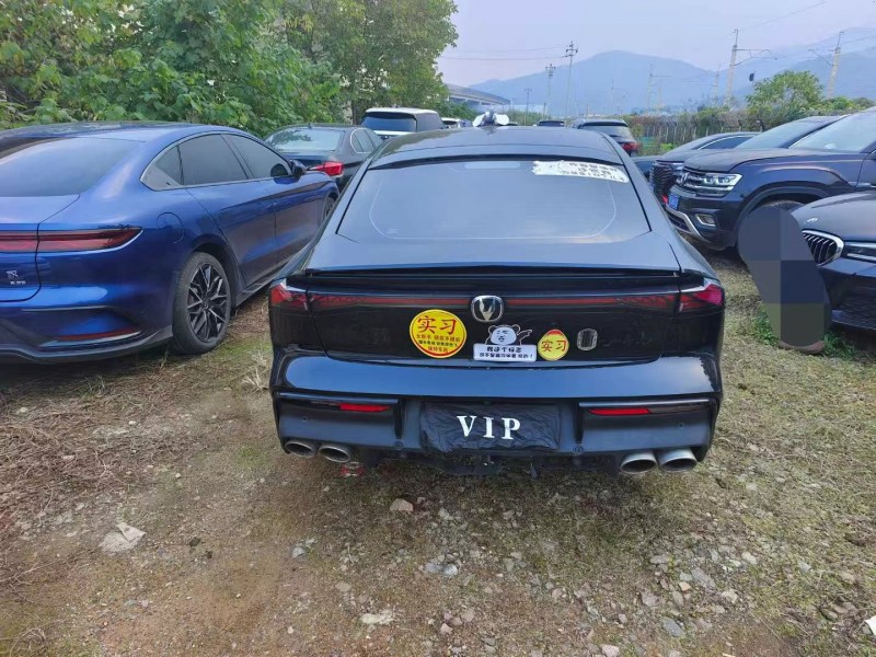 寧波23年長安汽車UNI4