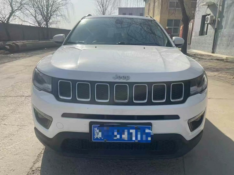 保定17年Jeep指南者1