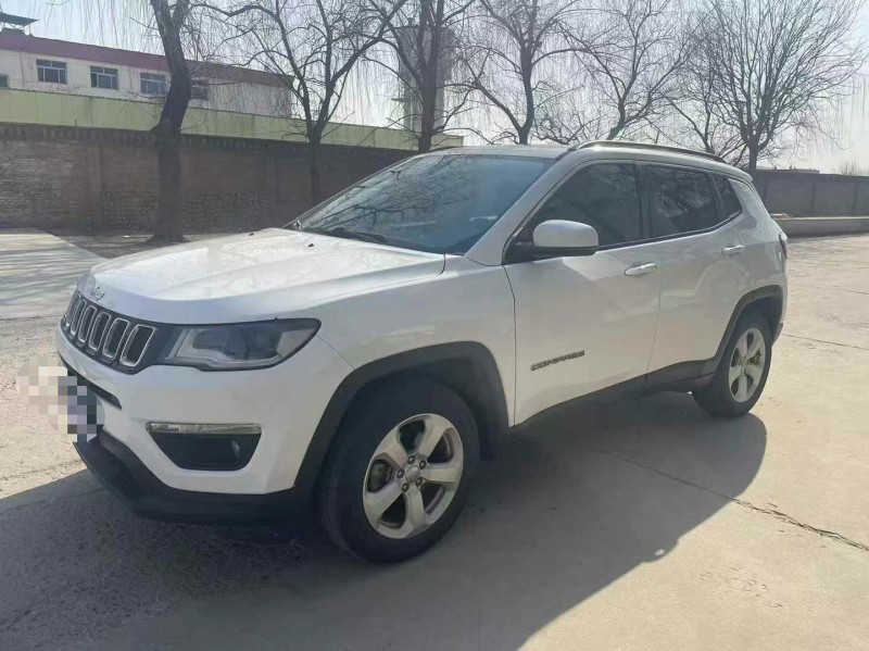 保定17年Jeep指南者2