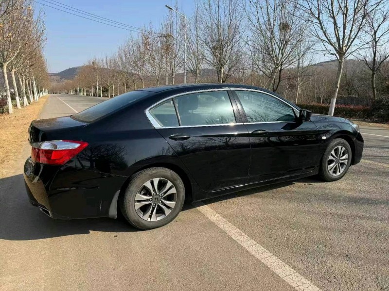 徐州15年本田雅阁8