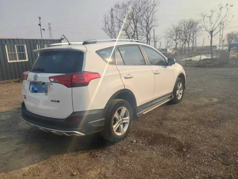 保定14年豐田RAV44
