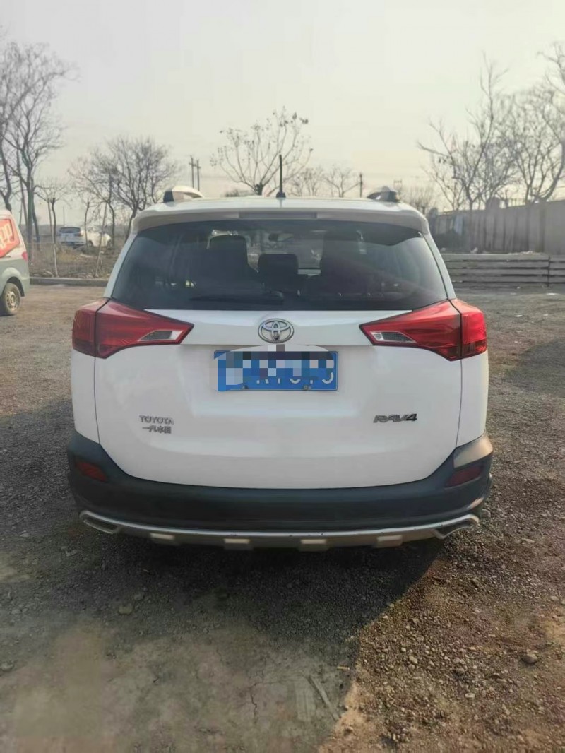 保定14年豐田RAV49