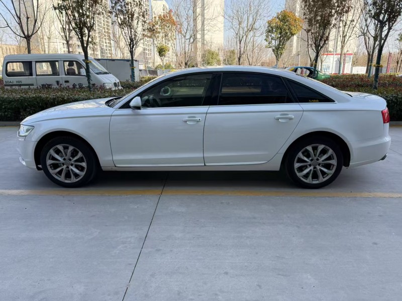 济宁14年奥迪A6L8