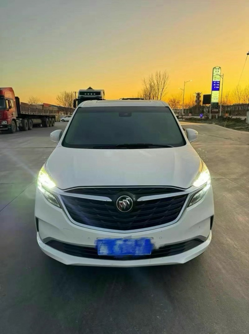 枣庄21年别克GL81