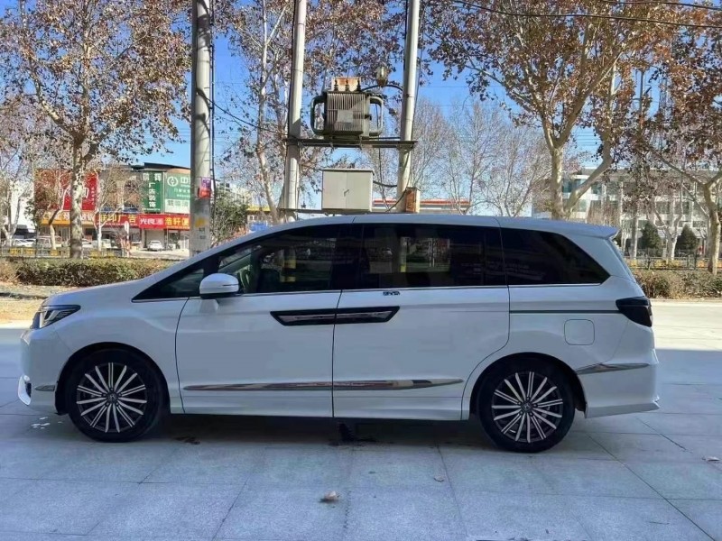 枣庄22年本田艾力绅7