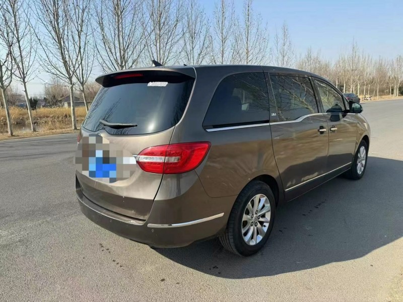 青岛16年别克GL88