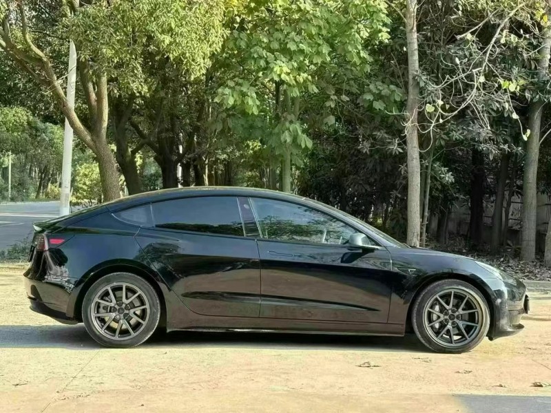 襄陽21年特斯拉MODEL 36