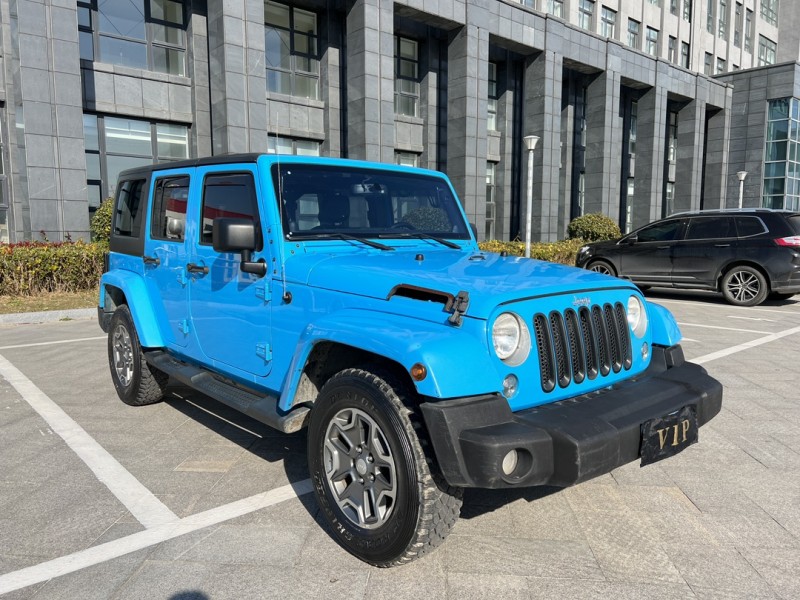 鹽城18年Jeep牧馬人2
