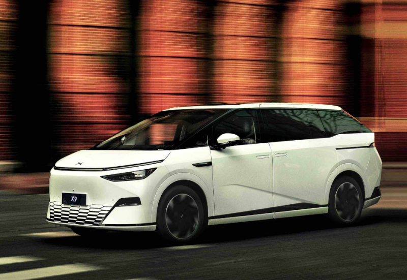 智能自動駕駛的新能源抵押車有哪幾款