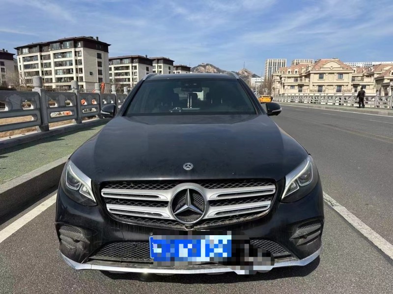 青岛17年奔驰GLC1