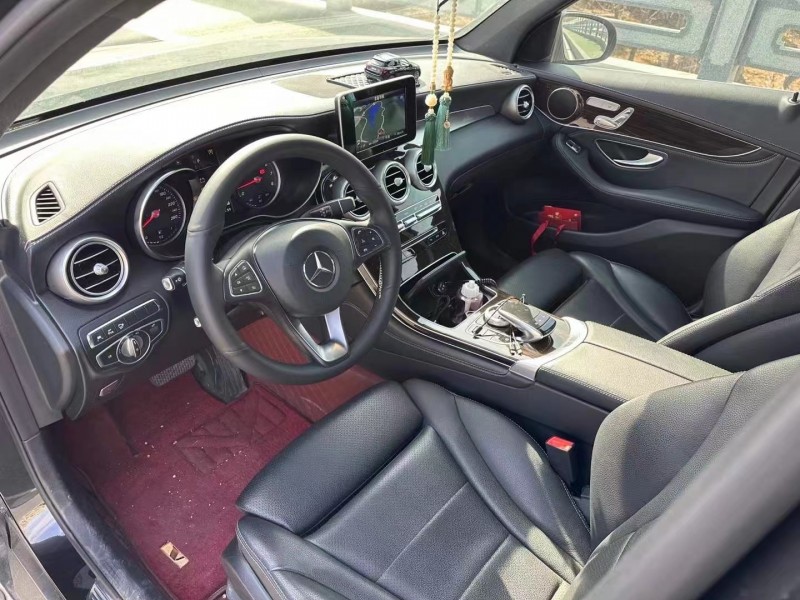 青岛17年奔驰GLC4