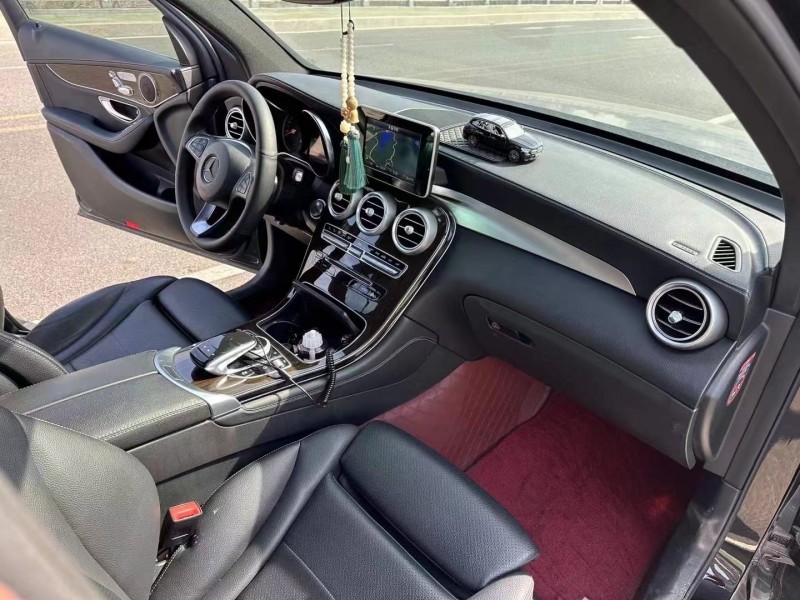 青岛17年奔驰GLC5