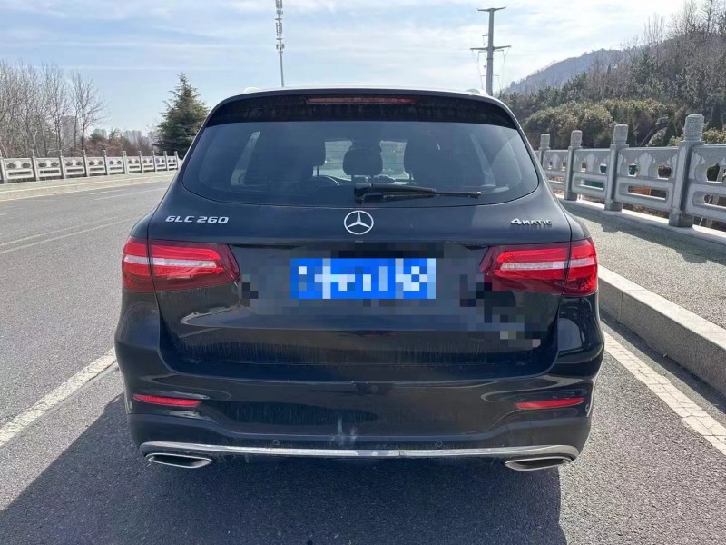 青岛17年奔驰GLC9